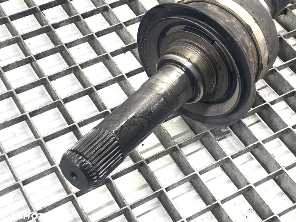 PÓŁOŚ PRAWY TYŁ  BMW 5 (G30, F90) 2016 - 2022 M5 Competition 460 kW [625 KM] benzyna 2018 - 2022 - 2