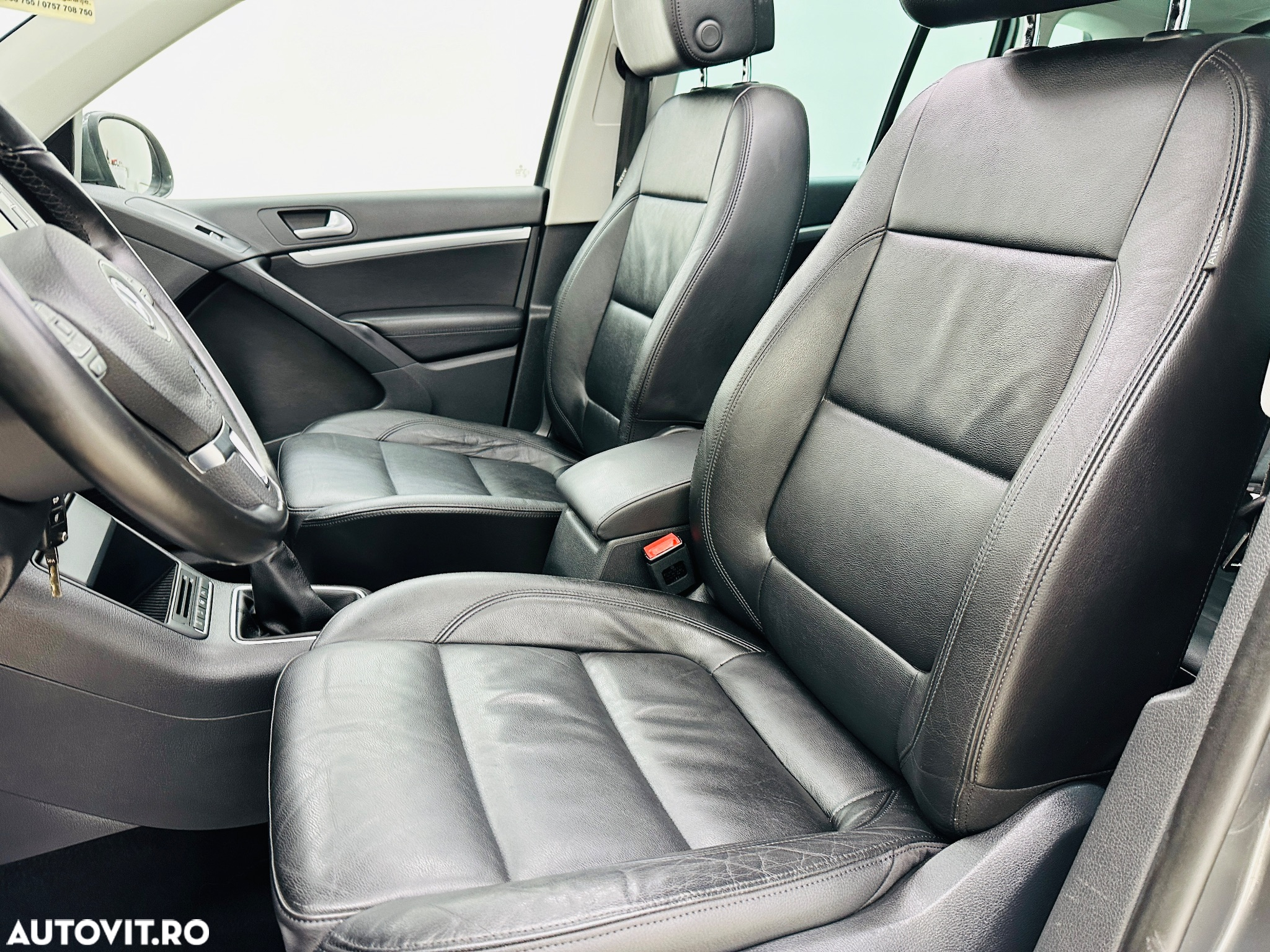Volkswagen Tiguan - 15