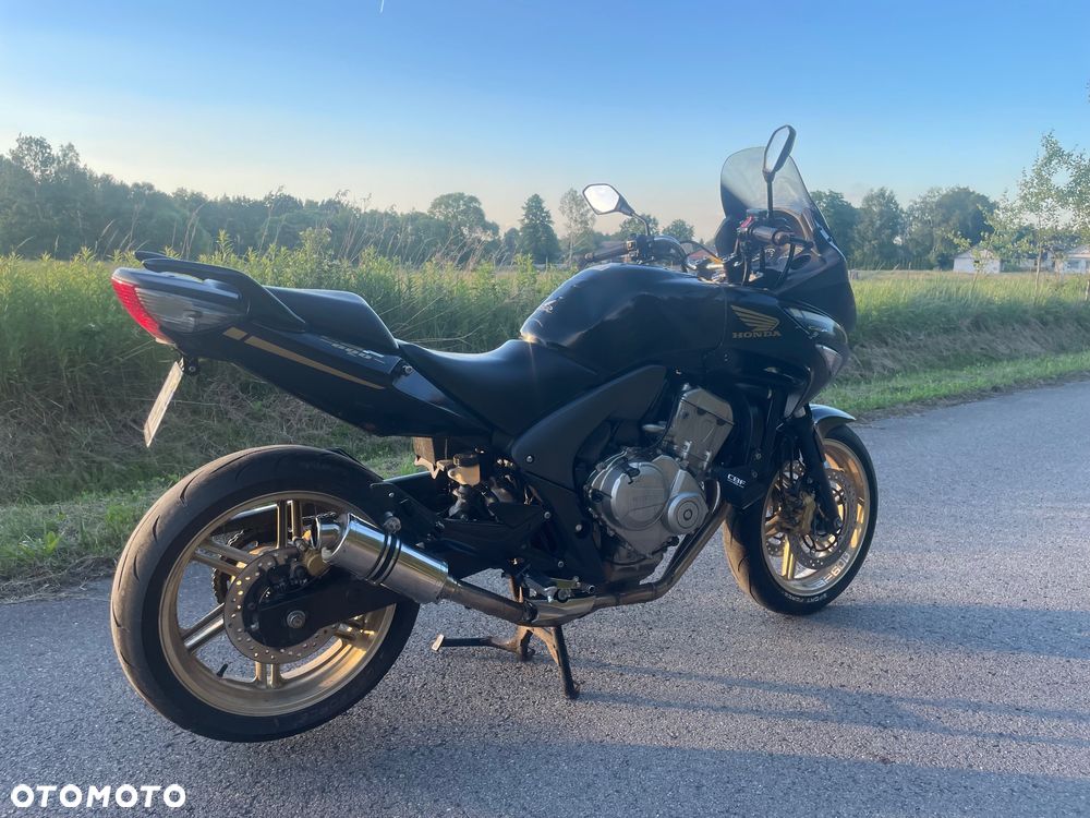 Honda CBF - 7