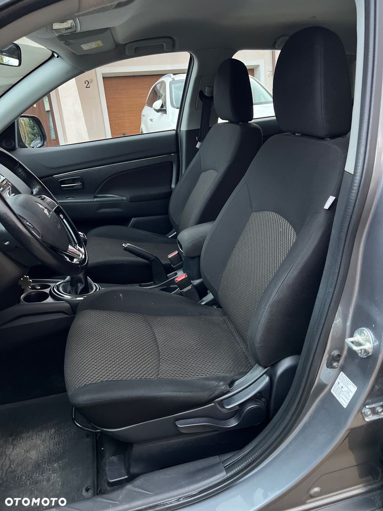 Mitsubishi ASX 1.6 Invite EU6 - 9