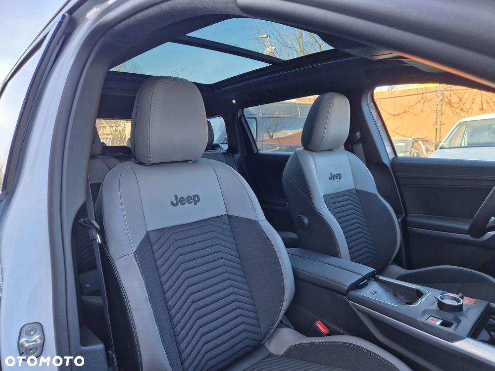 Jeep Compass 1.2 T3 mHEV First Edition FWD DCT - 25