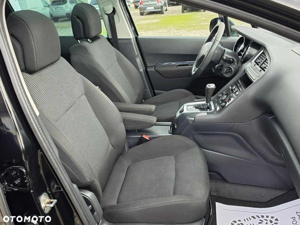 Peugeot 5008 - 32