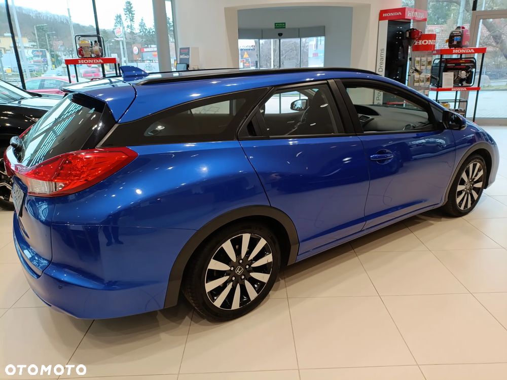 Honda Civic 1.8 Elegance (Honda Connect+) - 3