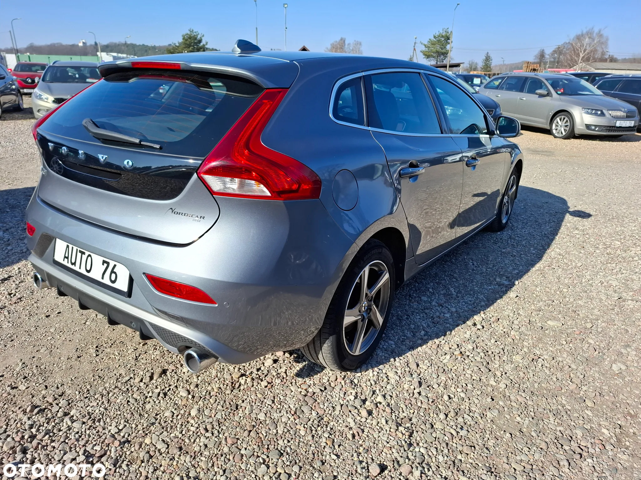Volvo V40 D2 Drive-E R-Design Kinetic - 26