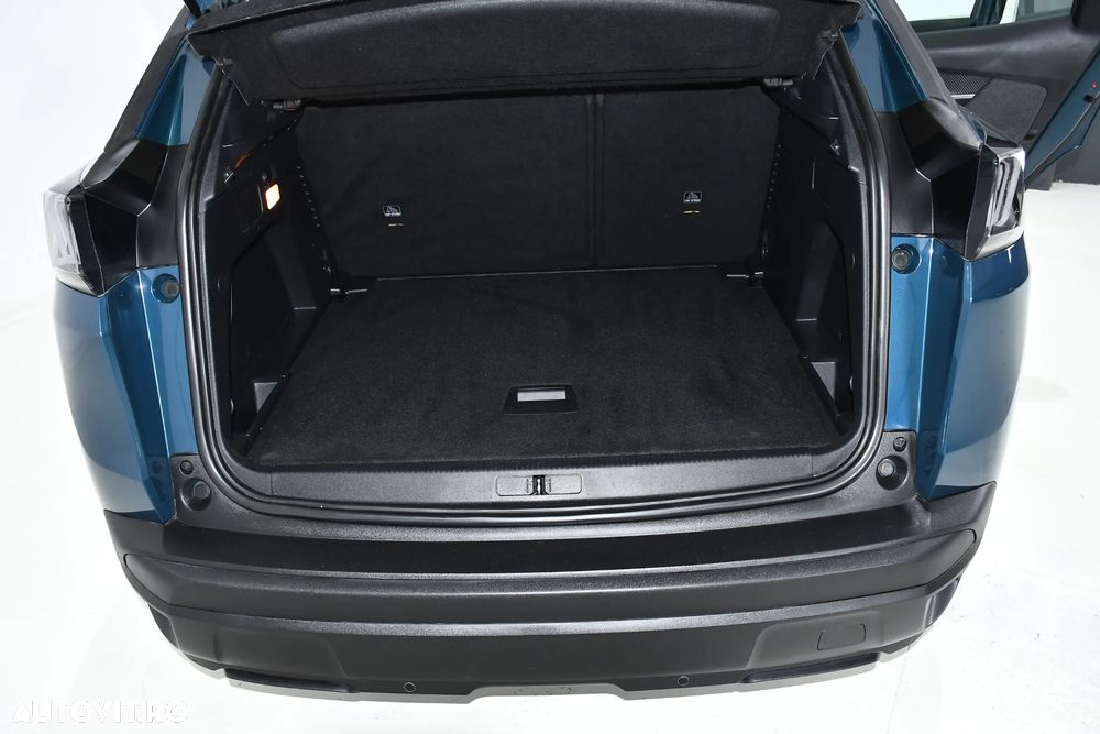 Peugeot 3008 1.2 PureTech Turbo S&S EAT8 Allure - 39