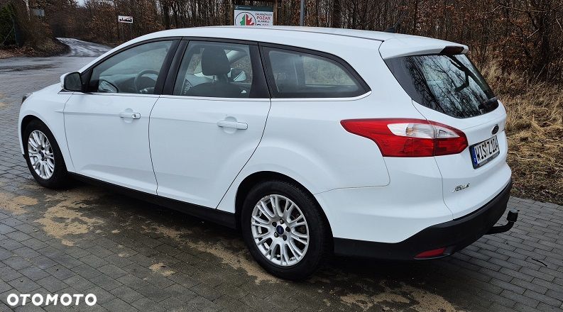 Ford Focus 1.6 TDCi DPF Start-Stopp-System Champions Edition - 9