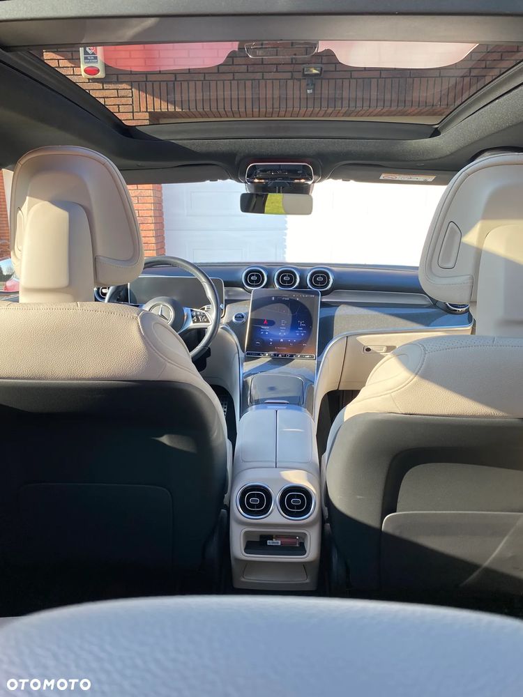 Mercedes-Benz GLC - 16