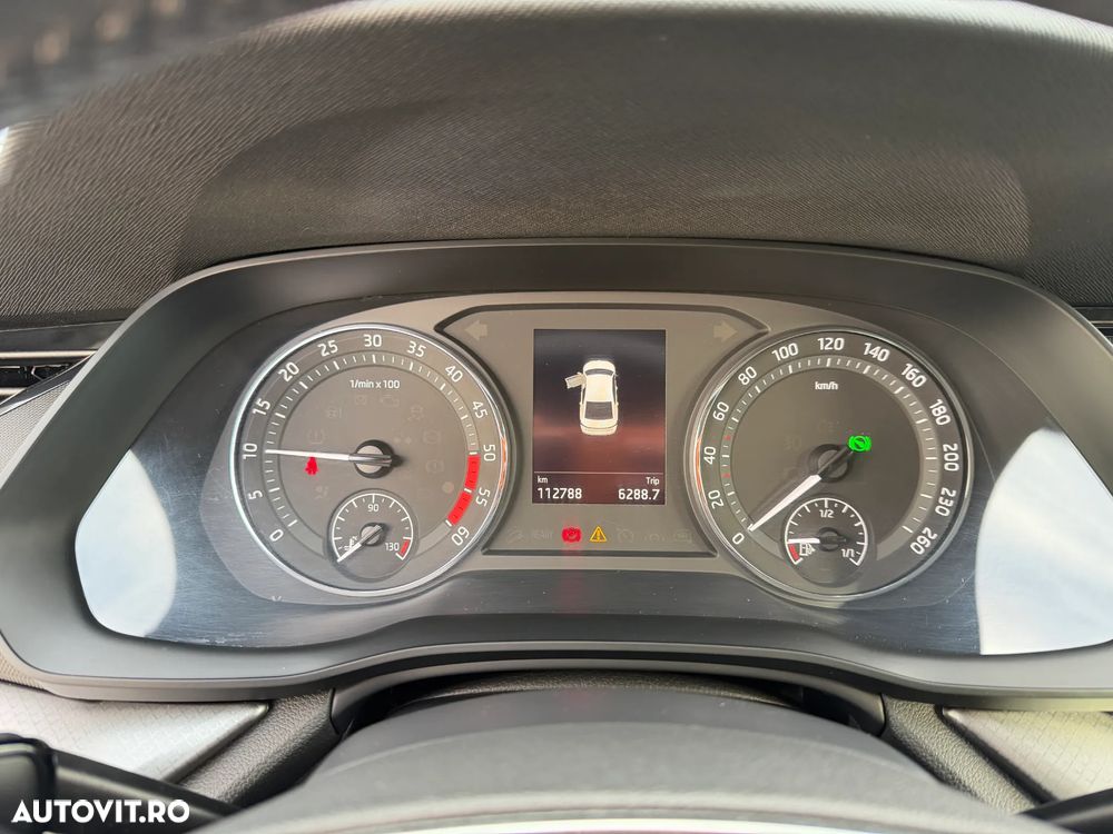 Skoda Octavia 2.0 TDI DSG Ambition - 13