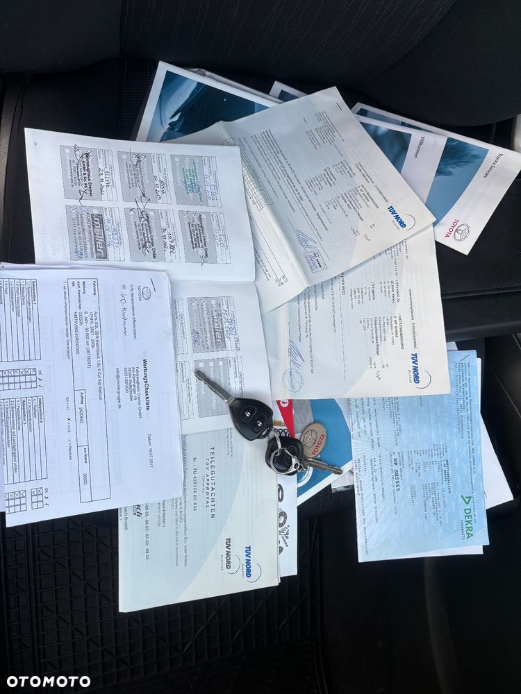 Toyota Auris 1.6 VVT-i Prestige - 34