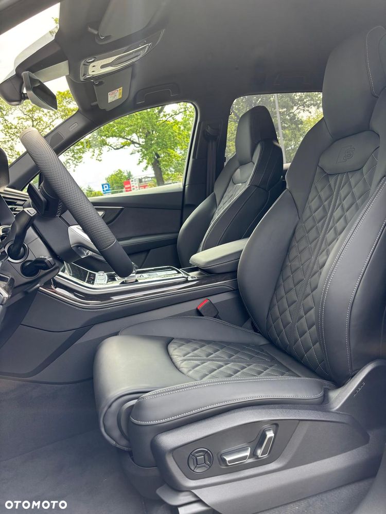 Audi Q7 TFSI e PHEV 290 kW Quattro Tiptr - 12