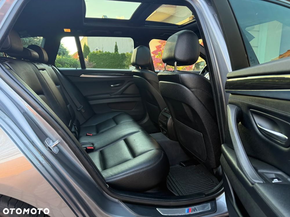 BMW Seria 5 520d M Sport Edition - 12