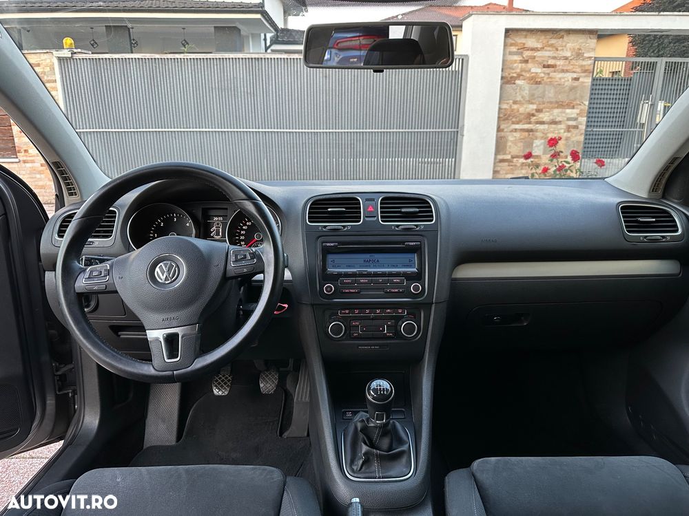 Volkswagen Golf 2.0 TDI DPF Highline - 11