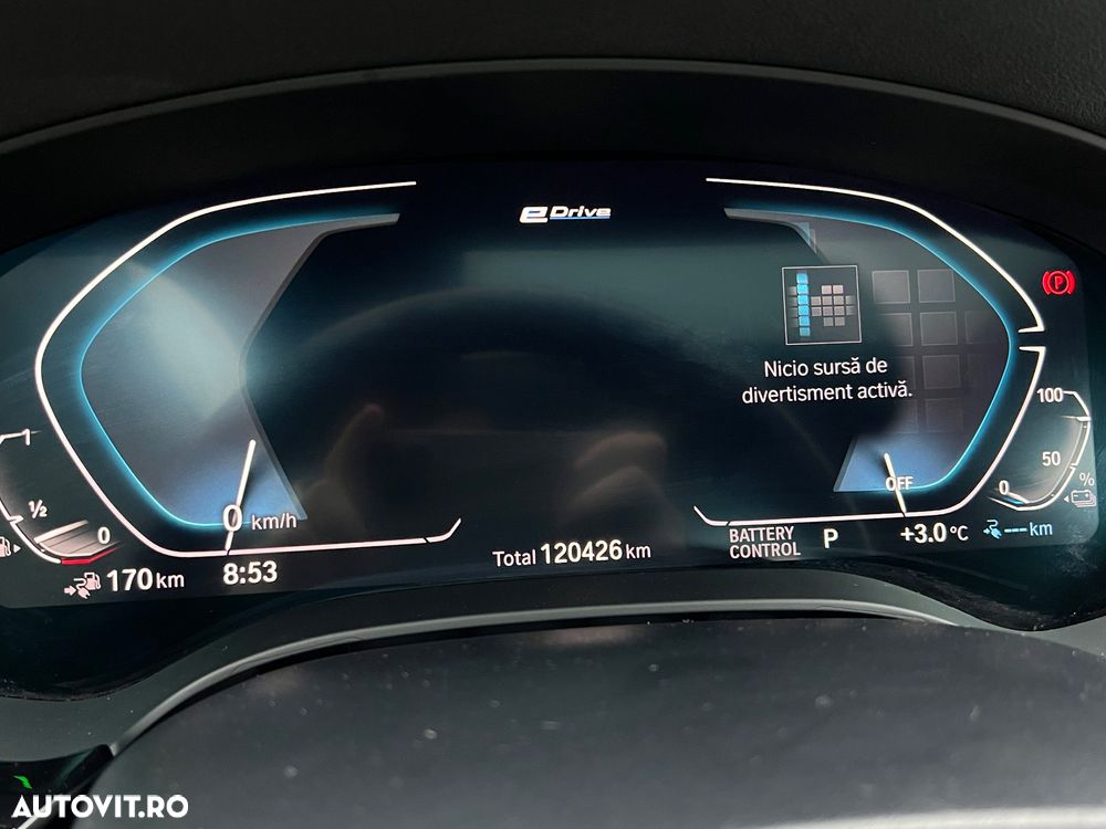 BMW Seria 5 530e Aut. Luxury Line - 39