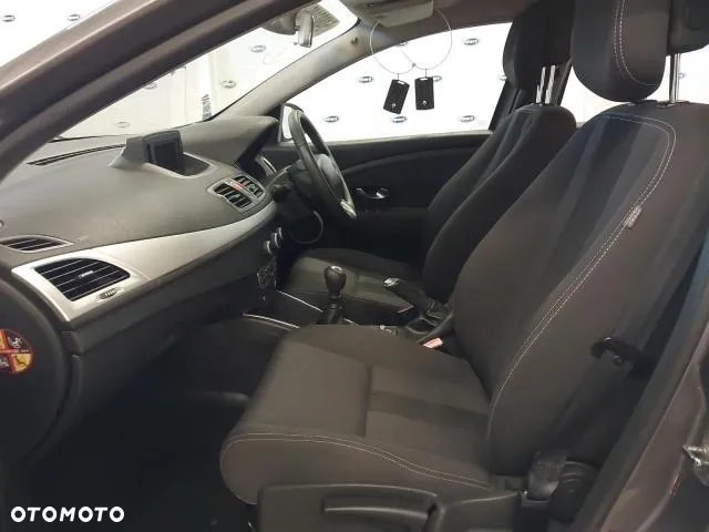 Renault Megane - 9