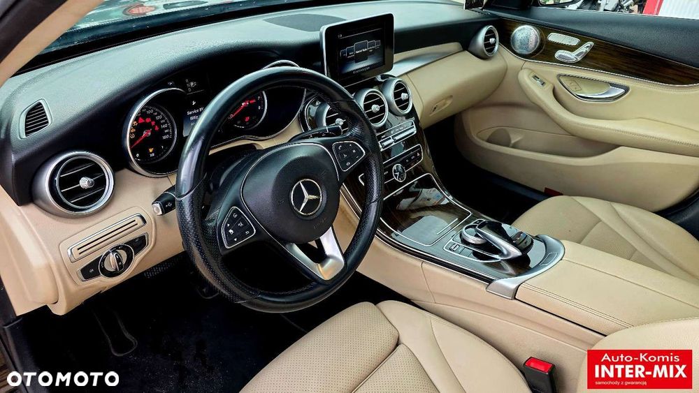 Mercedes-Benz Klasa C - 32