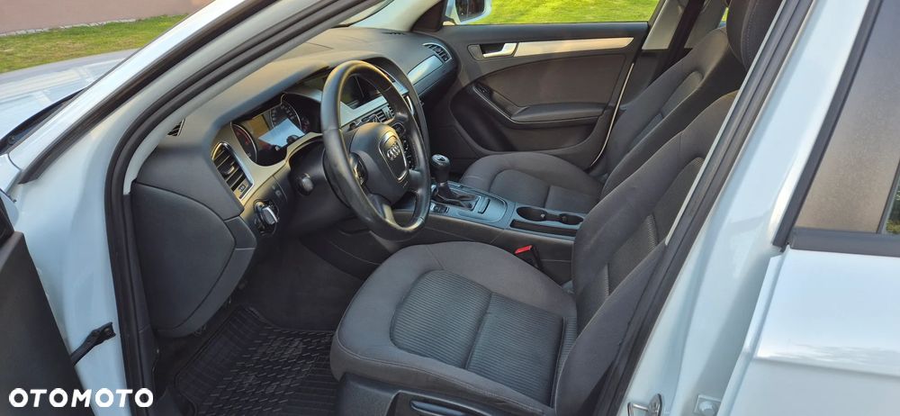 Audi A4 Avant 2.0 TDI - 11