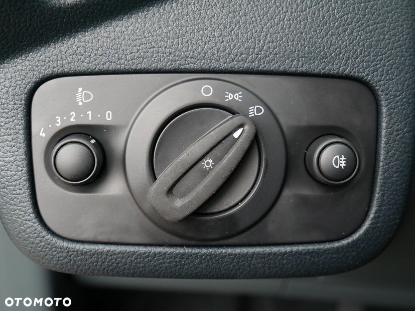 Ford C-MAX 1.6 Ti-VCT Titanium - 21