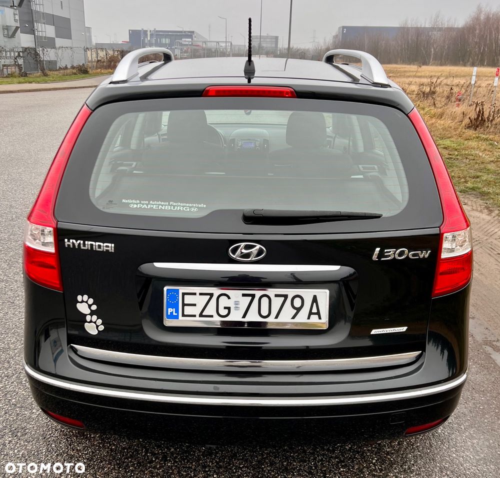 Hyundai i30 1.6 blue Comfort - 3