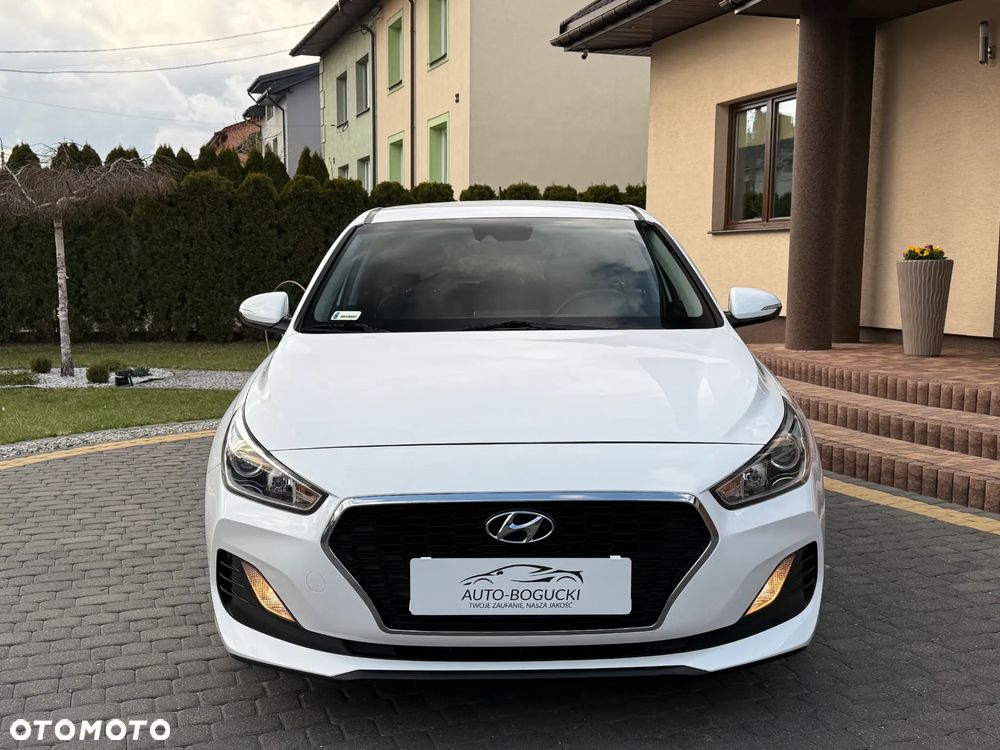 Hyundai i30 1.4 Classic + - 4
