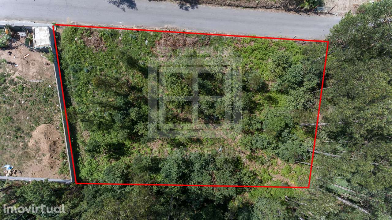 Terreno com 1.850 m2 em Argoncilhe - Grande imagem: 3/10