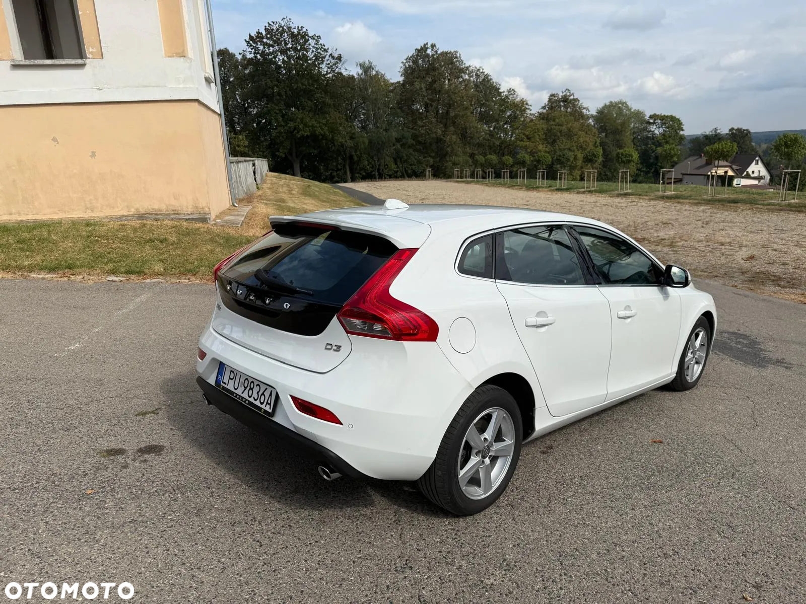 Volvo V40 D3 Drive-E Momentum - 12