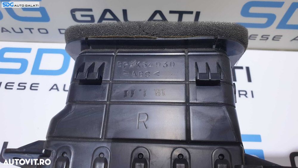 Gura Grila Aer Aerisire Ventilatie Dreapta Bord Mazda 3 2003 - 2009 Cod BP4K64930 BP4K-64930 - 4