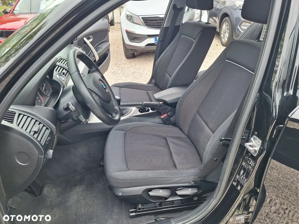 BMW Seria 1 - 15