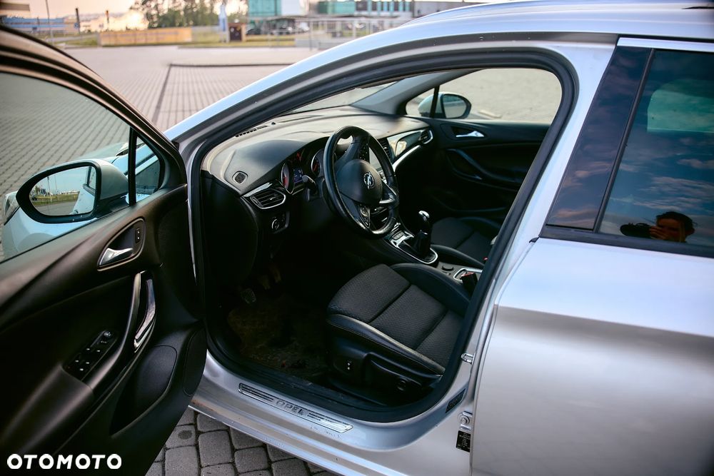 Opel Astra 1.6 D (CDTI) Start/Stop Innovation - 21