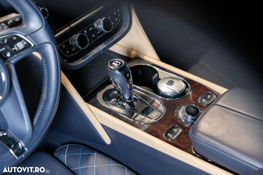 Bentley Bentayga - 30