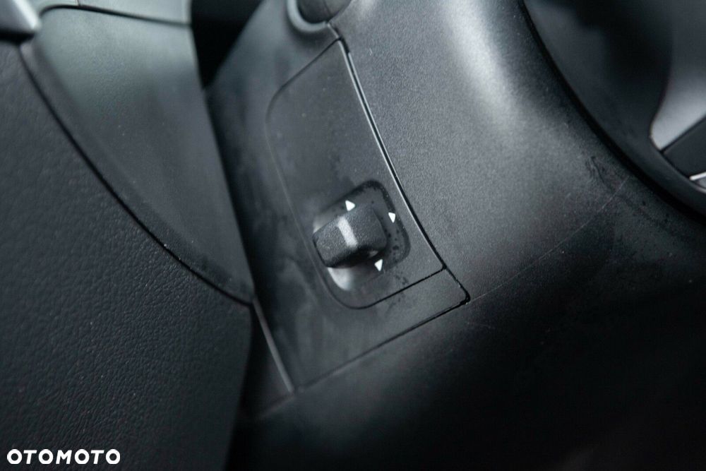 Mercedes-Benz Klasa C - 22