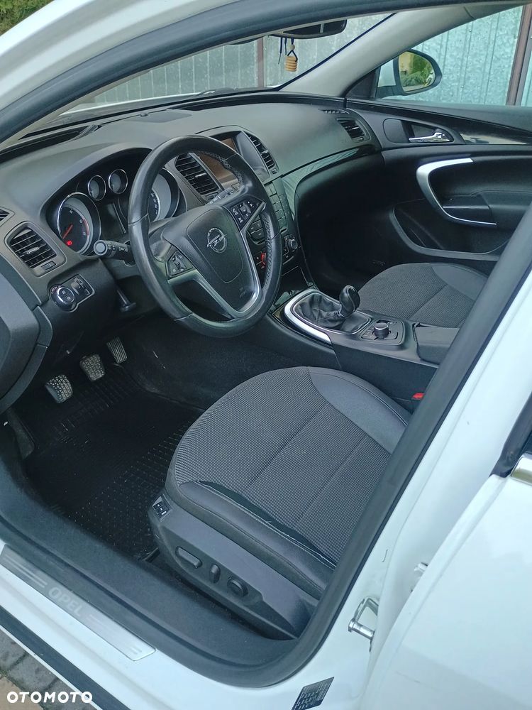 Opel Insignia - 13