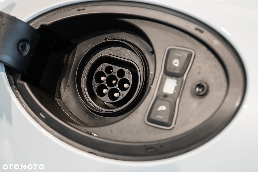 Porsche Panamera 4 - 17