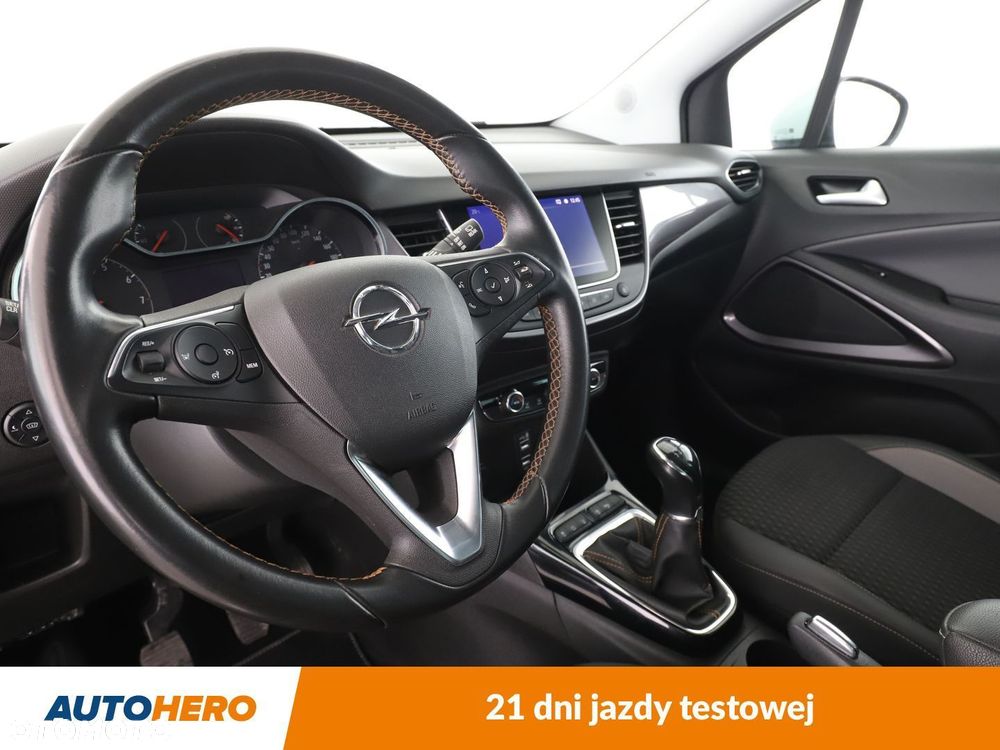 Opel Crossland X 1.2 T Design Line S&S - 11
