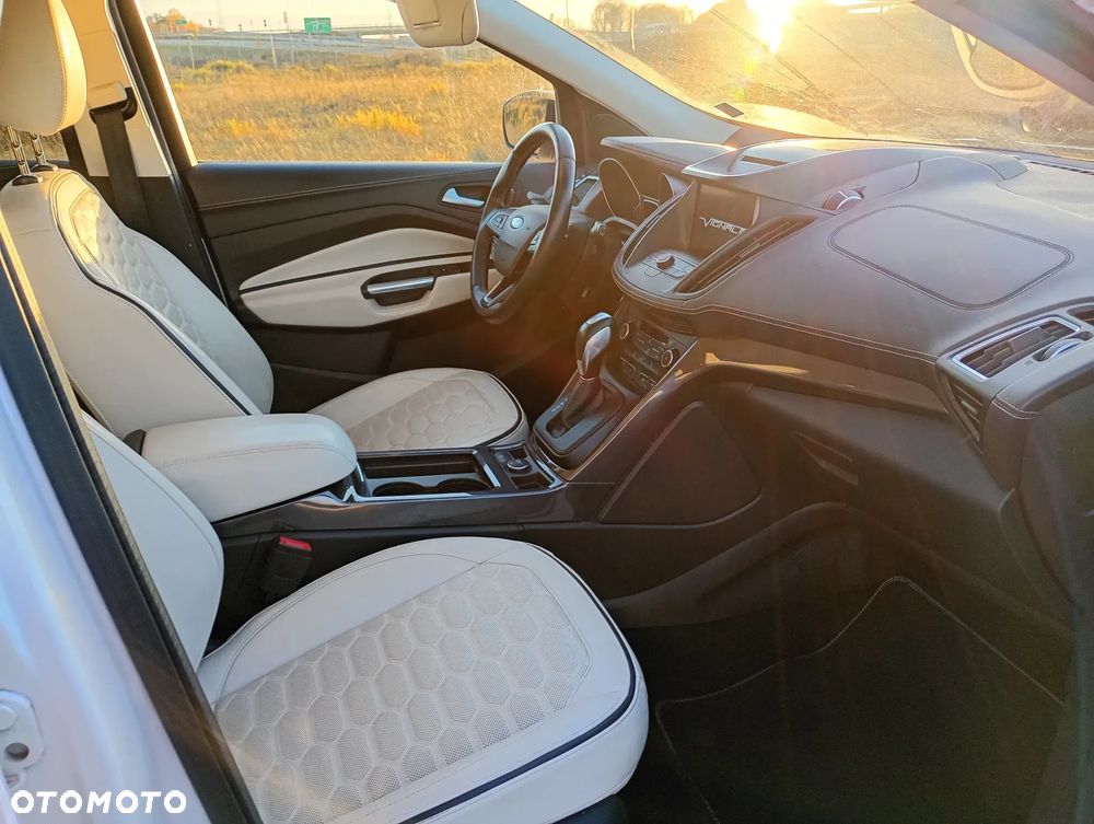 Ford Kuga Vignale 2.0 TDCi AWD - 11