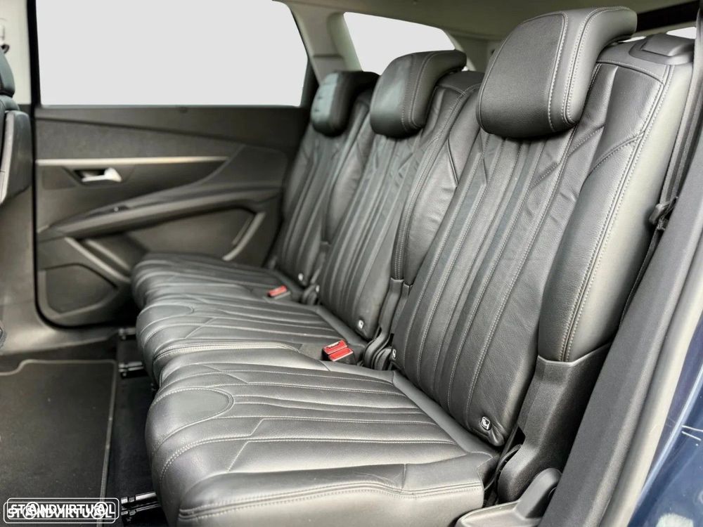 Peugeot 5008 1.2 PureTech Allure EAT8 - 13