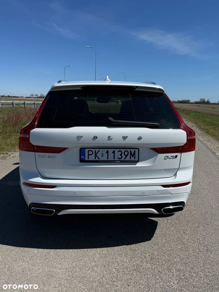 Volvo XC 60 D4 R-Design - 20