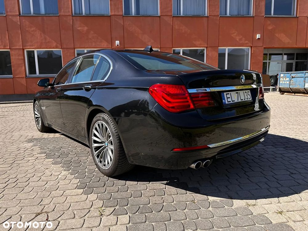 BMW Seria 7 730d xDrive - 17
