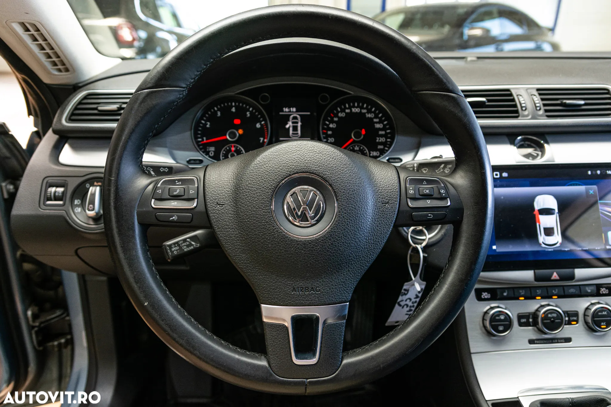 Volkswagen Passat 1.8 TSI Highline - 24