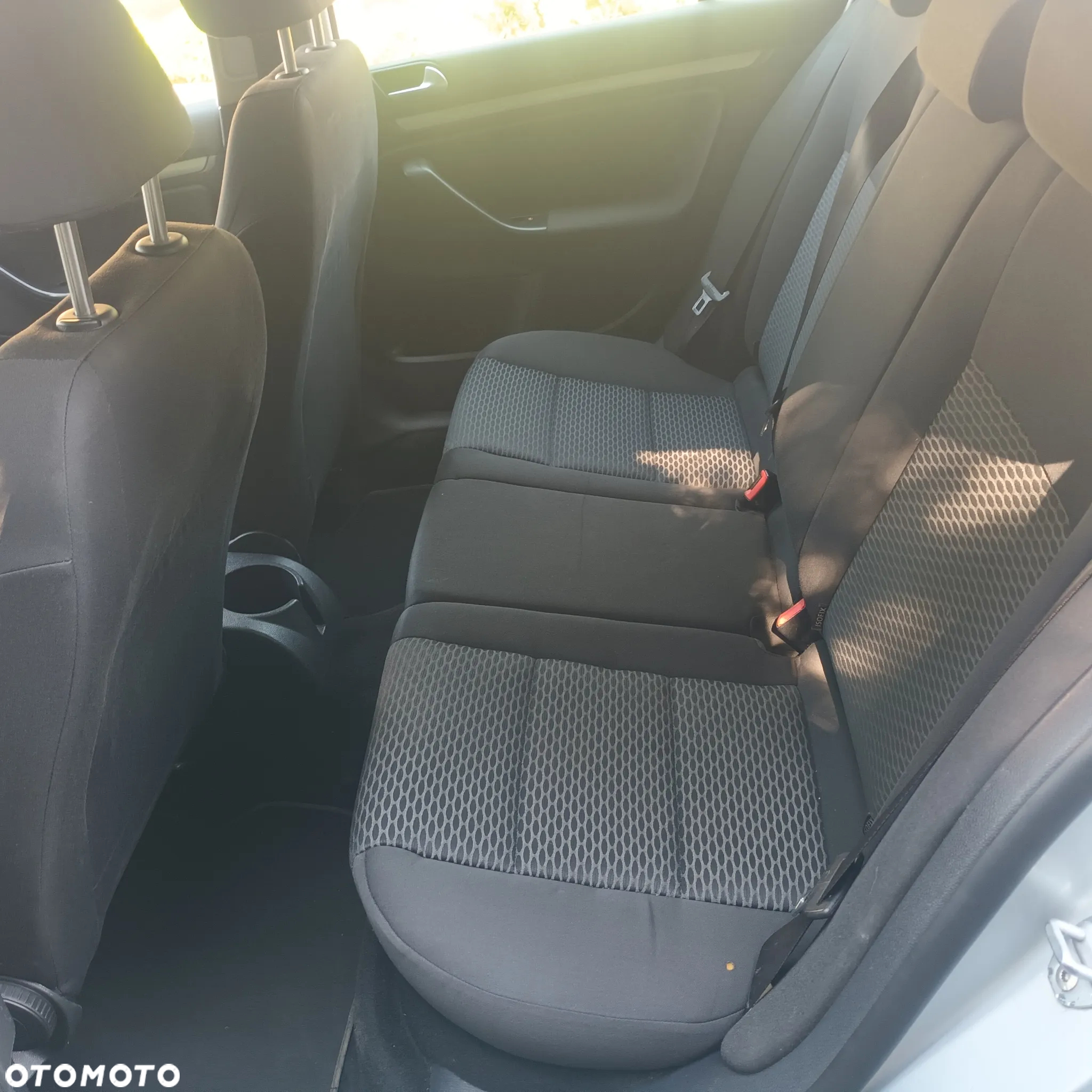 Volkswagen Golf VI 1.6 TDI BlueMot Comfortline - 5