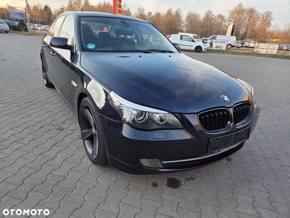 BMW Seria 5 523i - 2