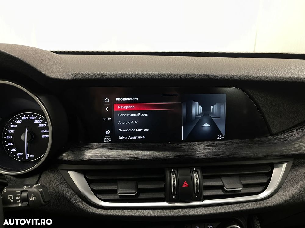 Alfa Romeo Stelvio 2.2 16V AT8 Q4 Business - 21