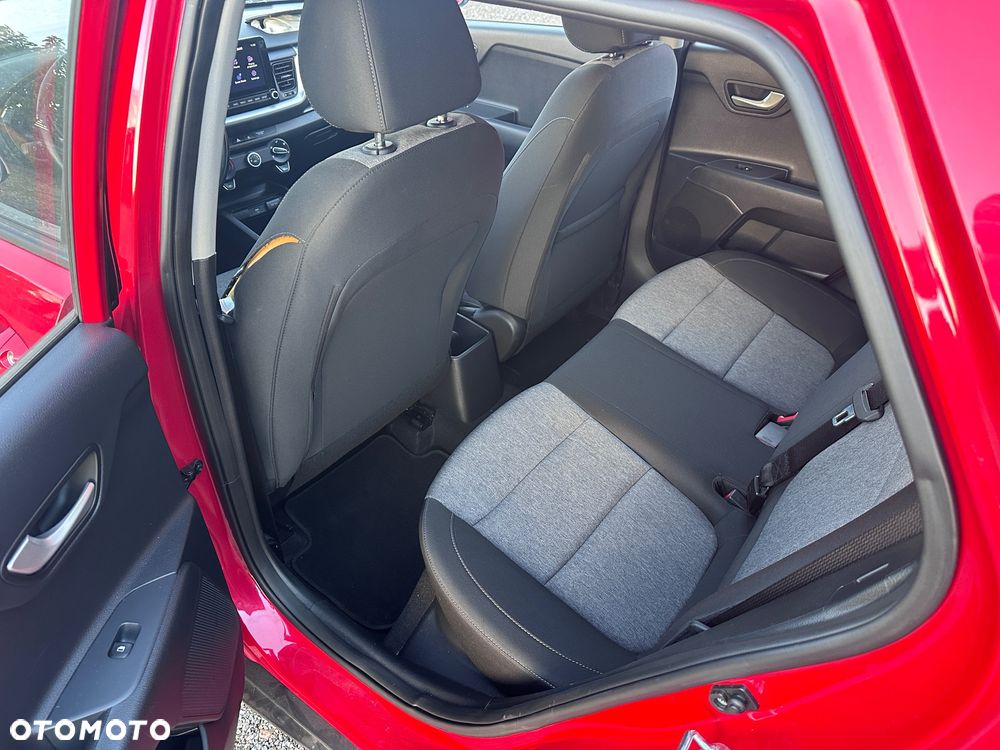 Kia Stonic - 13