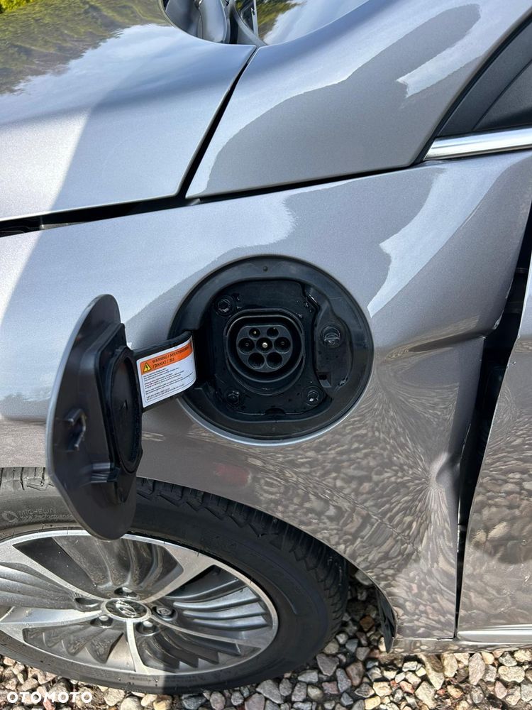 Hyundai IONIQ 1.6 GDI Premium - 24