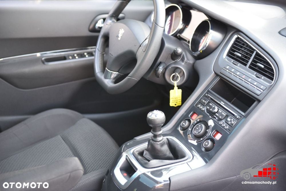 Peugeot 5008 - 22