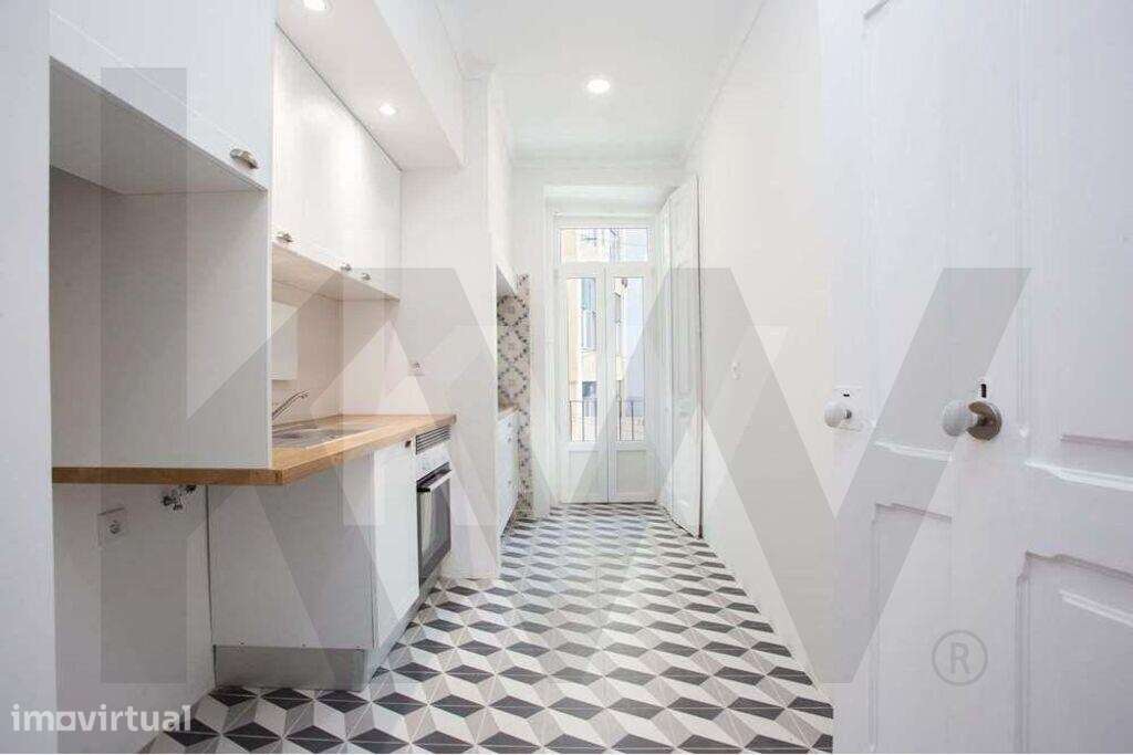 Apartamento T3+2 para arrendamento em Santo António, Lisboa - Grande imagem: 3/20