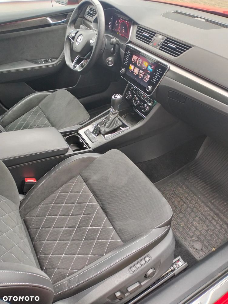 Skoda Superb 2.0 TSI Sportline DSG - 17