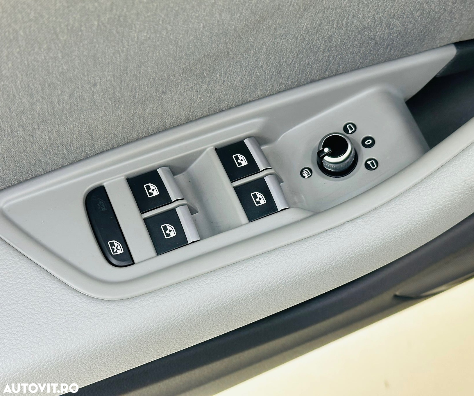 Audi A4 Avant 2.0 TDI DPF clean diesel Ambiente - 17