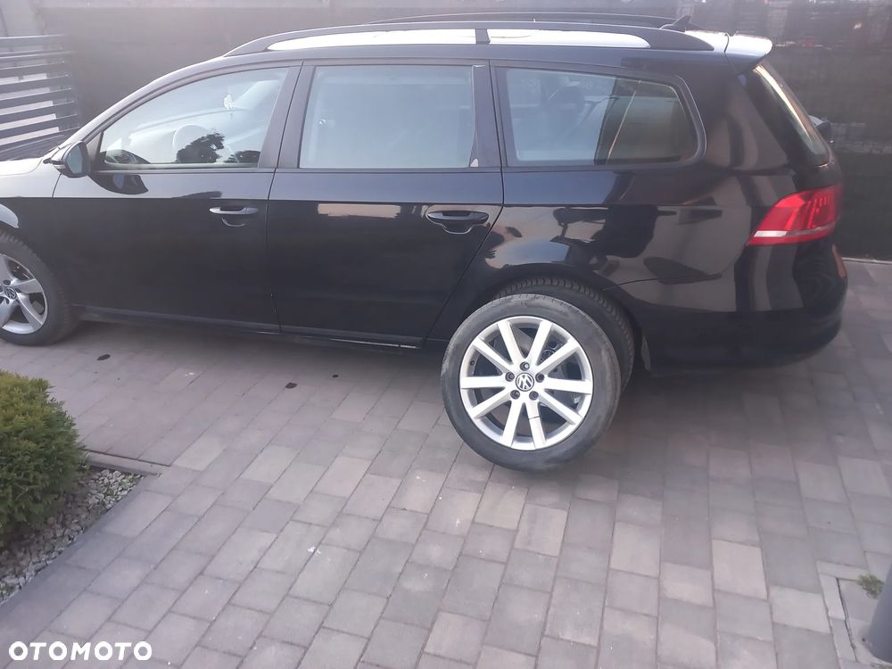 Volkswagen Passat 2.0 TDI Comfortline - 3