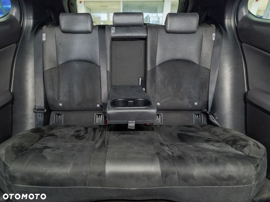 Lexus UX - 9