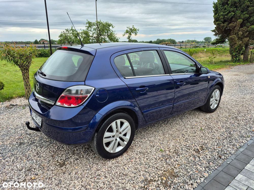 Opel Astra - 16